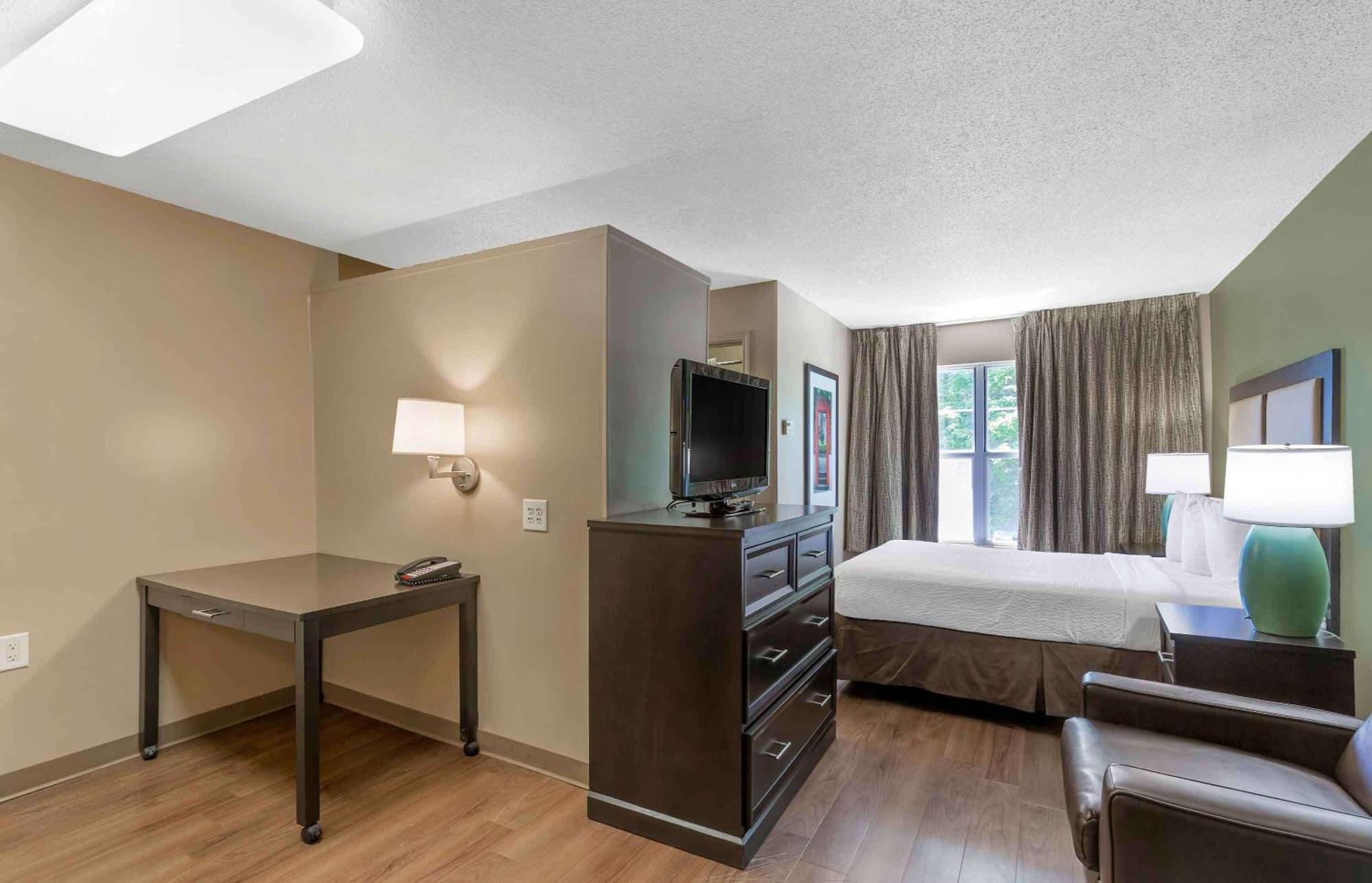 Extended Stay America Suites - Raleigh - Rtp - 4919 Miami Blvd Durham Bagian luar foto