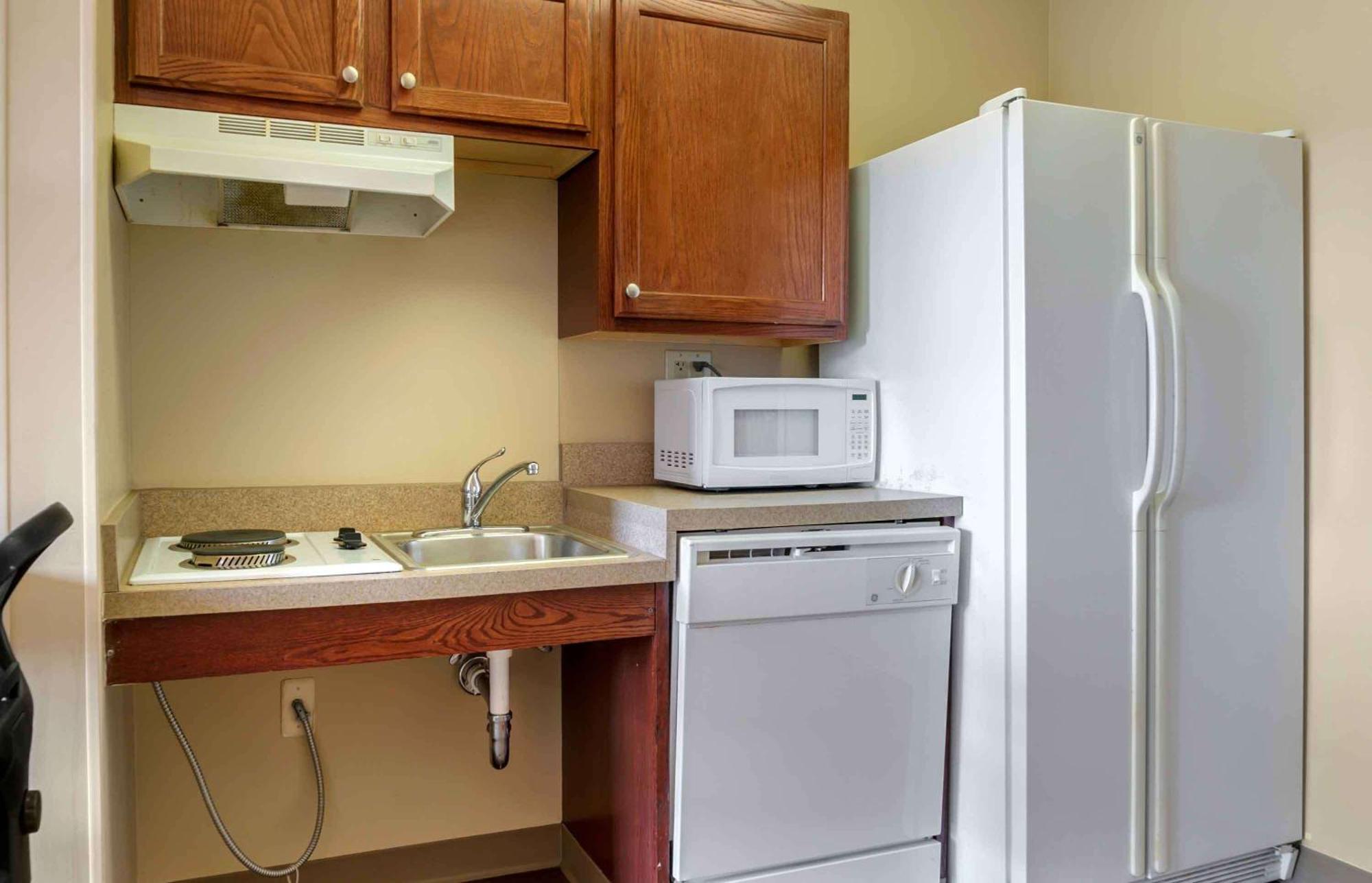 Extended Stay America Suites - Raleigh - Rtp - 4919 Miami Blvd Durham Bagian luar foto