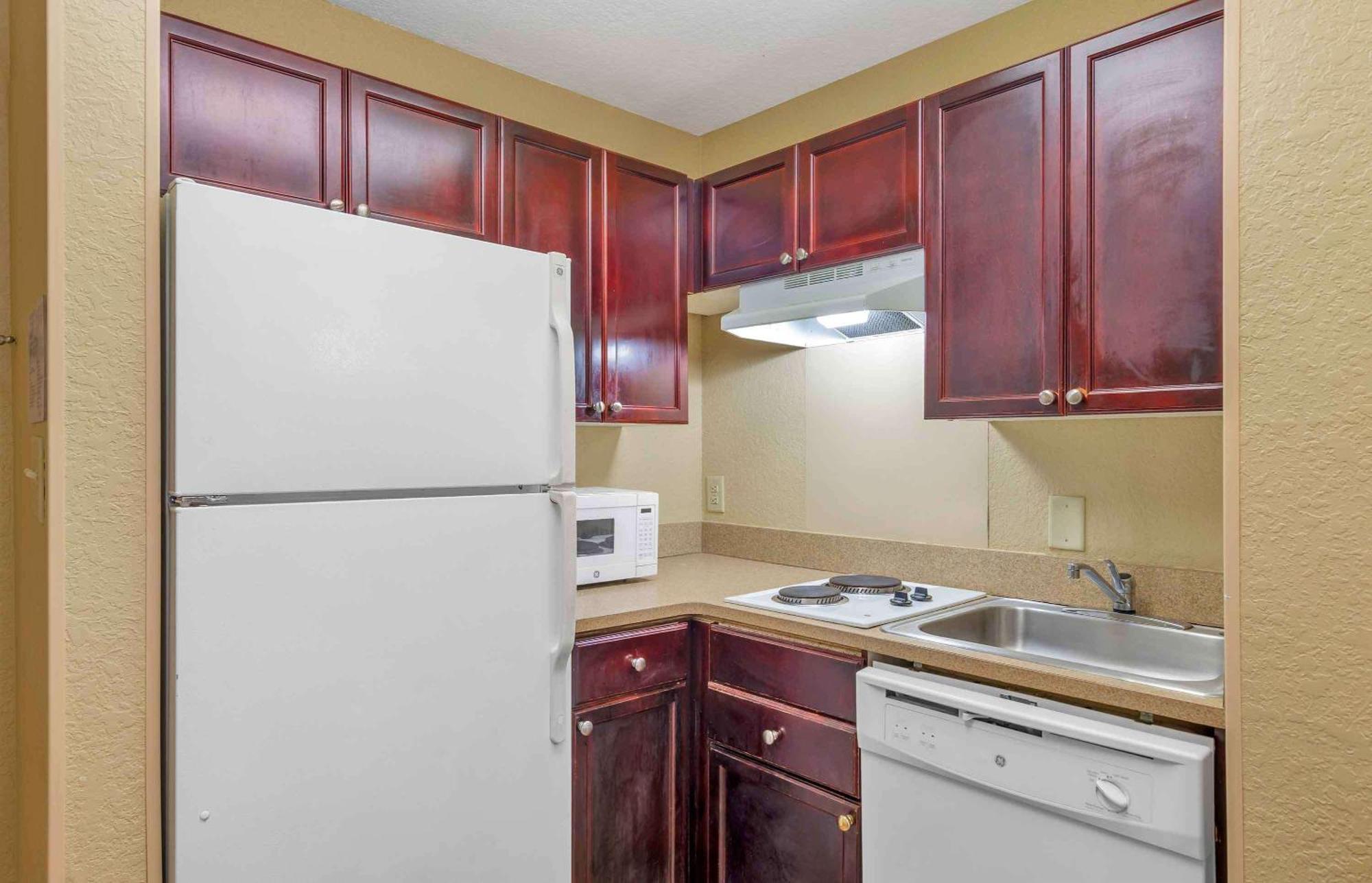 Extended Stay America Suites - Raleigh - Rtp - 4919 Miami Blvd Durham Bagian luar foto
