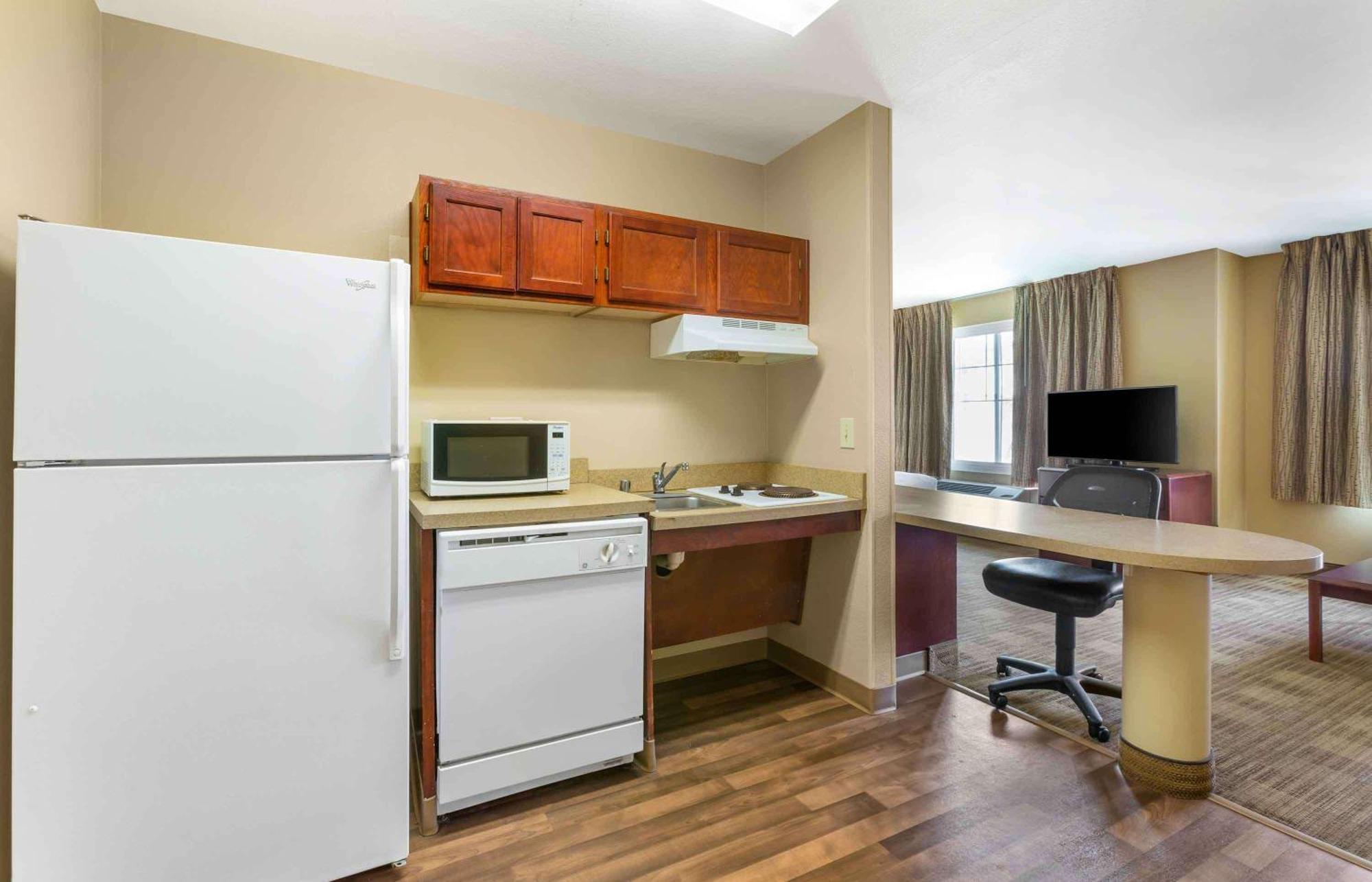 Extended Stay America Suites - Raleigh - Rtp - 4919 Miami Blvd Durham Bagian luar foto
