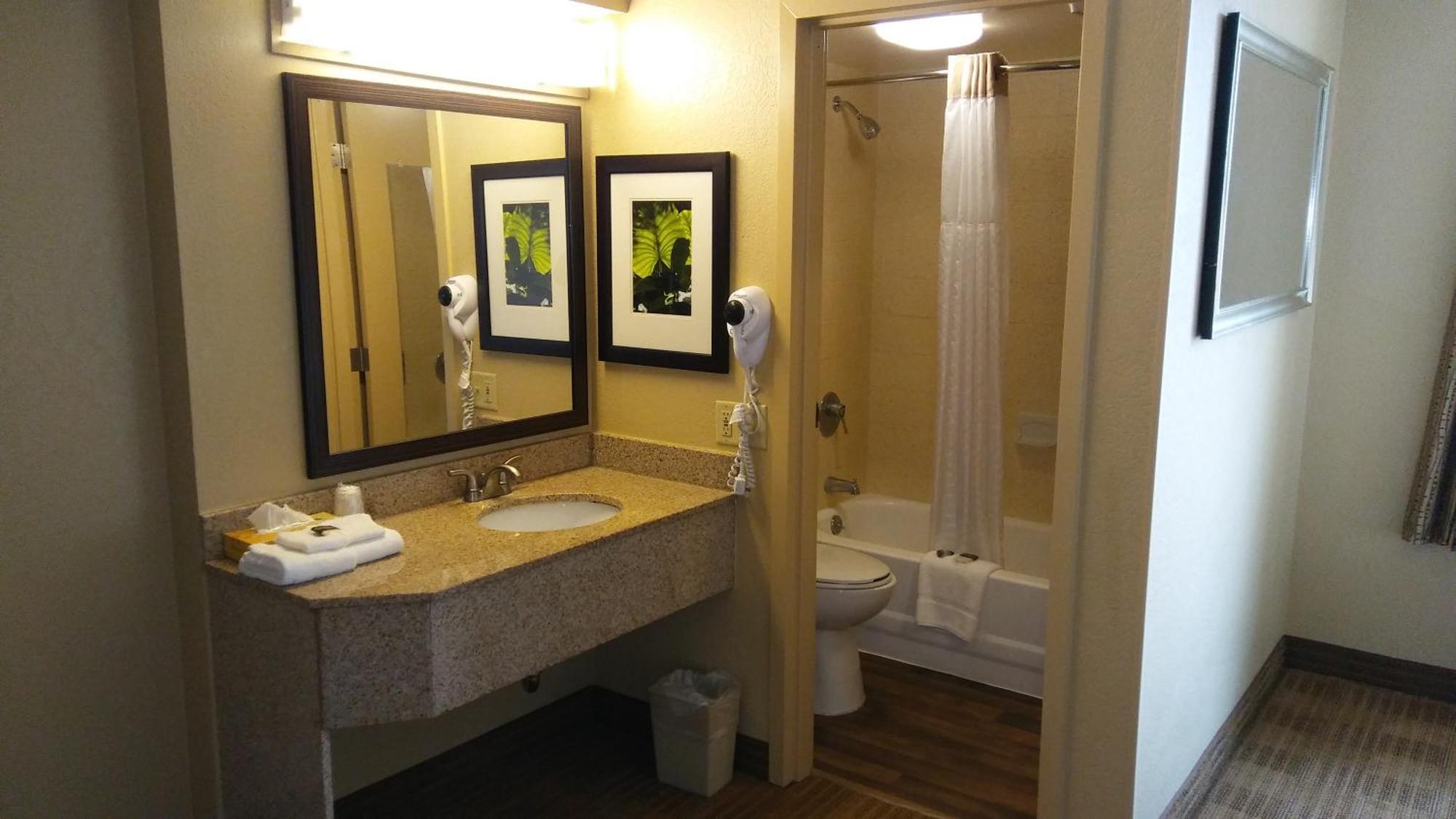 Extended Stay America Suites - Raleigh - Rtp - 4919 Miami Blvd Durham Bagian luar foto