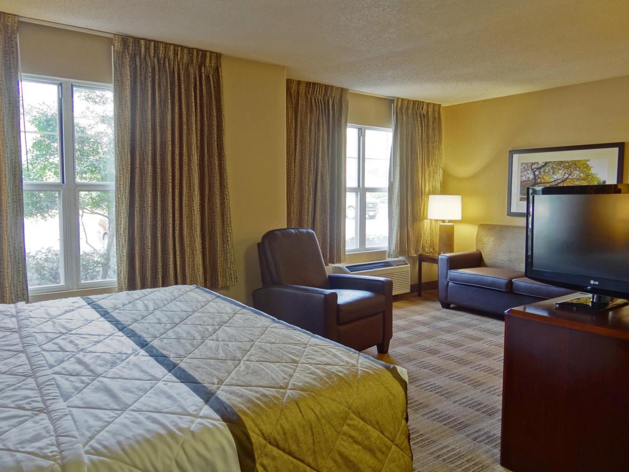 Extended Stay America Suites - Raleigh - Rtp - 4919 Miami Blvd Durham Bagian luar foto